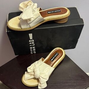 Design Lab Lord & Taylor cream Knot Slide Mules